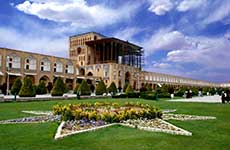 تور لحظه آخری قشم از اصفهان